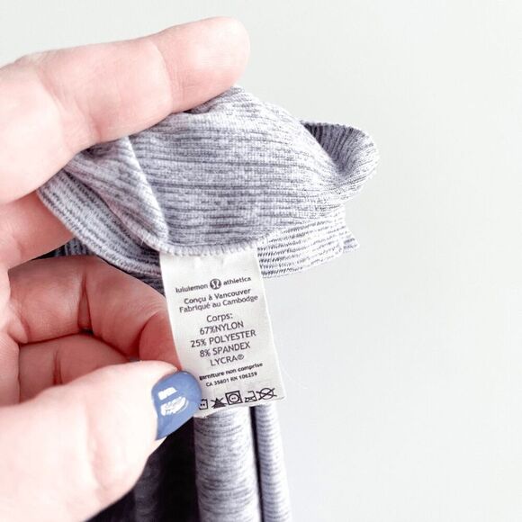 Lululemon Athletica Women's Vinyasa Infinity Scarf Snap Button Stripe Gray - Picture 4 of 6